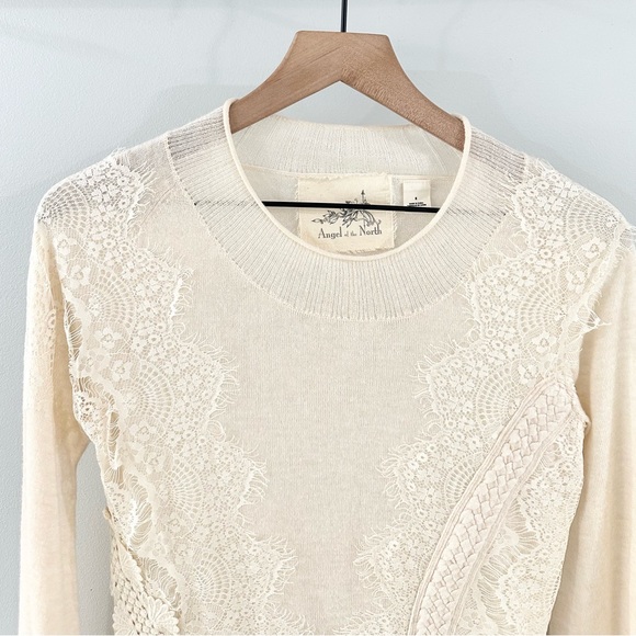 Anthropologie Angel Of The North Lace Detail Sweater Beige Size Small - Picture 3 of 6